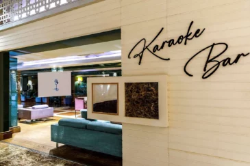 Karaoke Bar