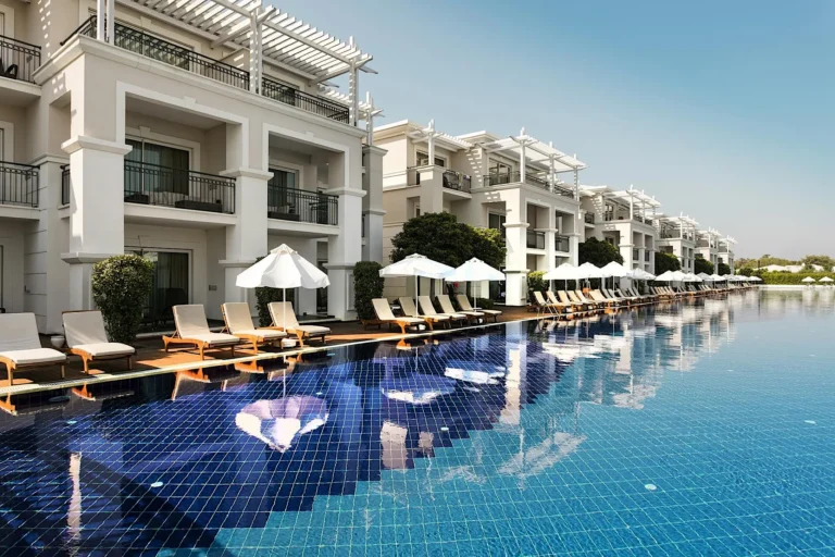 Family Pool Suite