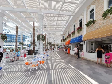 Sueno Square