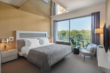 Terrace Family Suite
