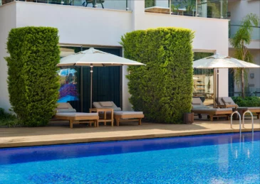 Terrace Laguna Family Suite
