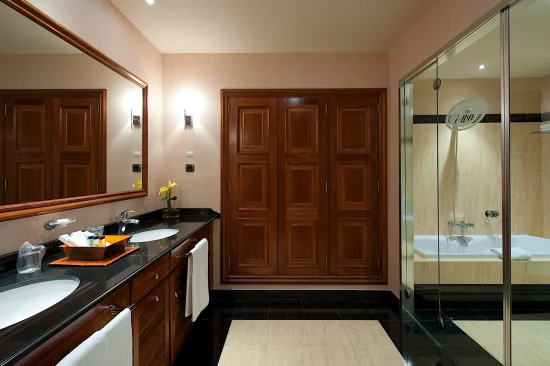 Junior suite- bathroom