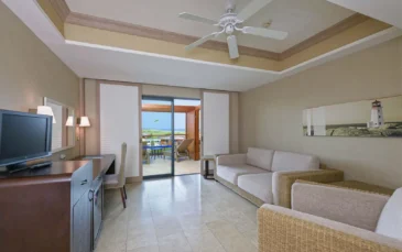 Family Duplex Pool Suite