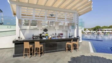 Olimpic Pool Bar
