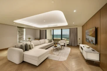 Regnum The Crown Panoramic Suite