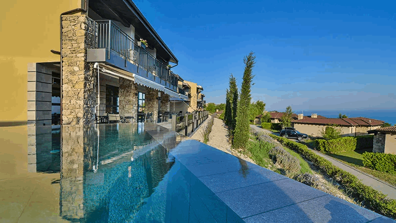 BlackSeaRama Boutique Hotel